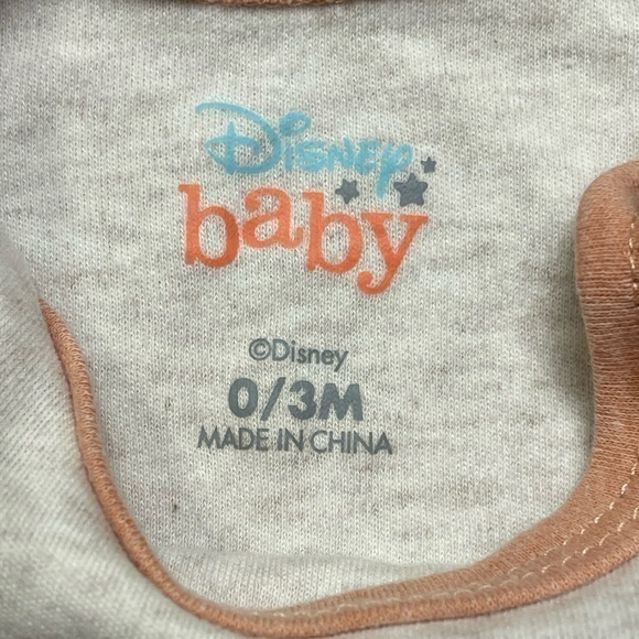 Disney Baby "Friendsgiving" Mickey Mouse & Friends Onesie in‎ Gray Size 0/3M - Picture 4 of 5